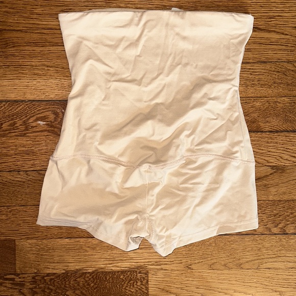 NWT - Maidenform high waist control boy short - nude medium - Picture 3 of 3
